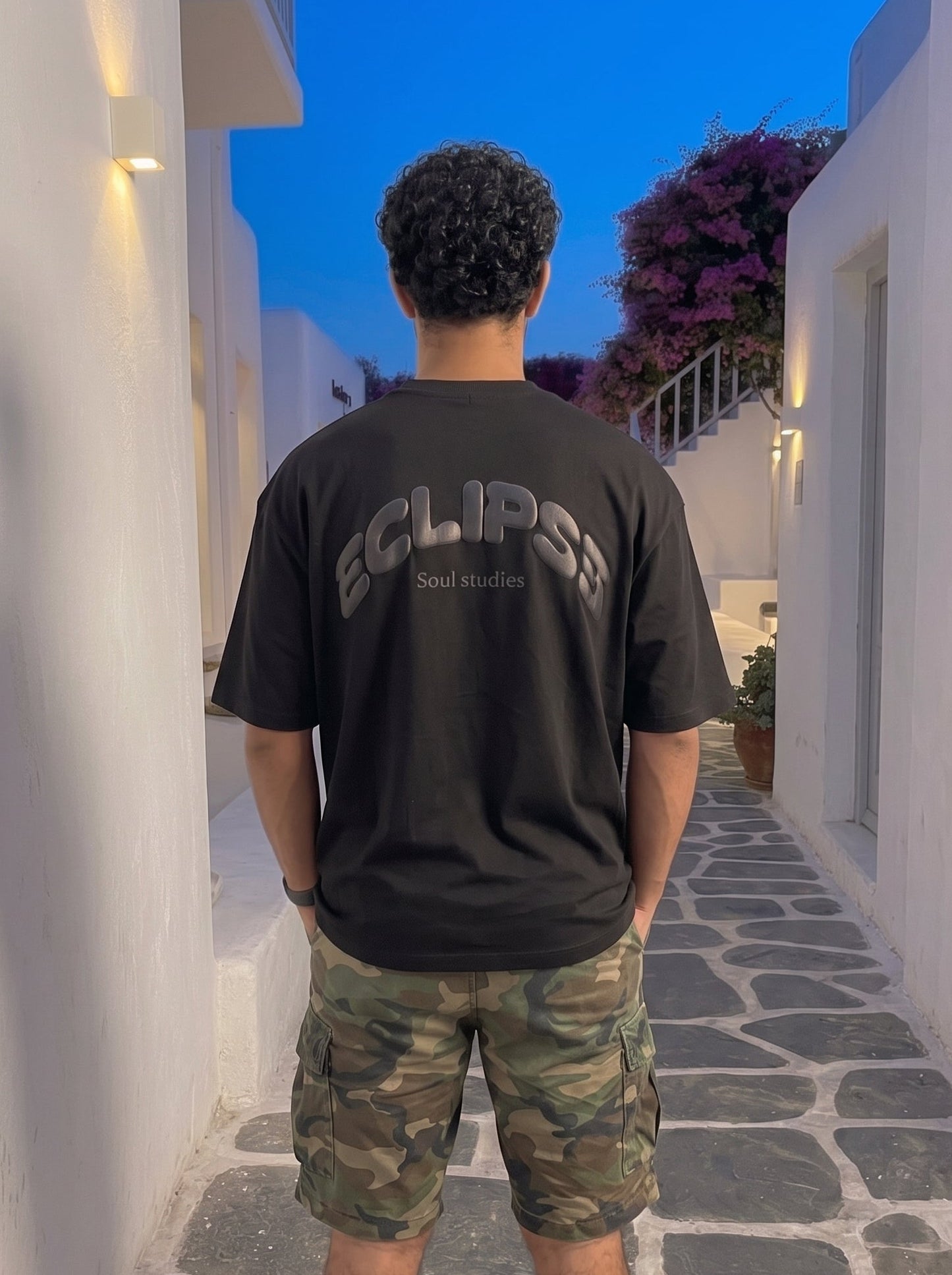 Eclipse black Tee